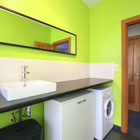 Escape With Bubble Bath, Cleaning Included
